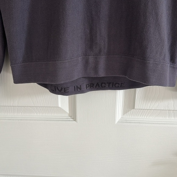 Lululemon Athletica Hooded Sweater - Picture 3 of 10